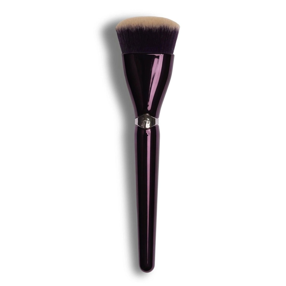 Anisa Beauty Buffing Bronzer Brush